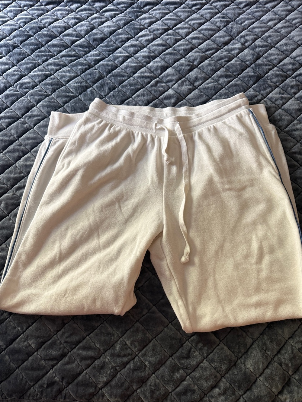 AE Cozy White Drawstring Sweatpants